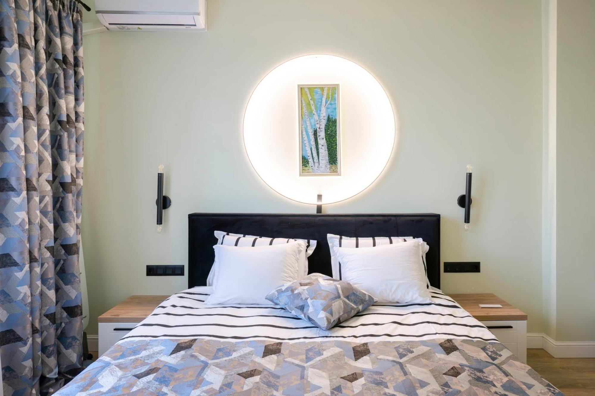 Urban Charm & Comfort - Chic 2Bd In Prime Location By Flat Mаnager София Экстерьер фото